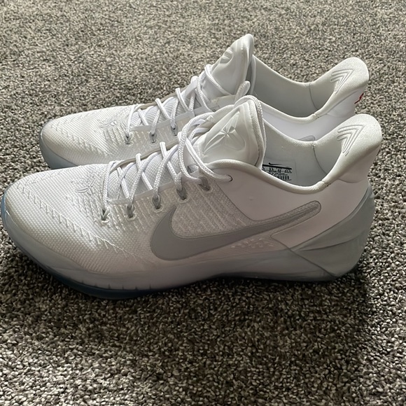 Nike Kobe A.D White Chrome - Picture 4 of 6